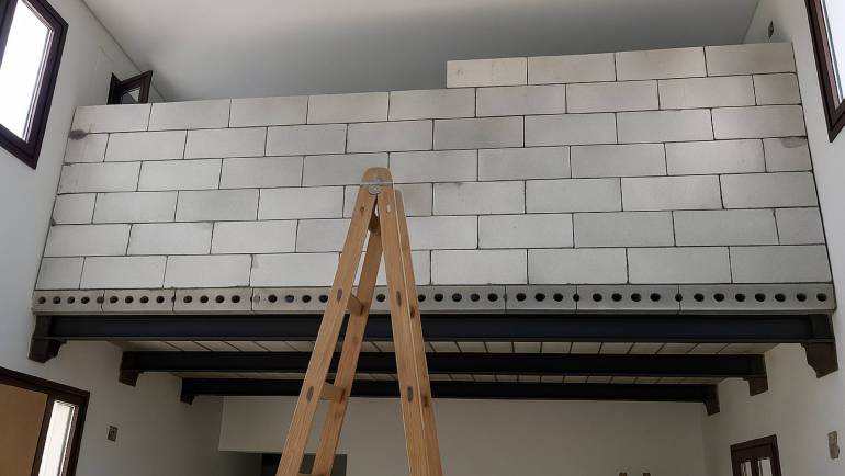 GUÍA PRÁCTICA PARA APLICADORES: CÓMO USAR REVESTIMIENTOS REVEAR EN SUPERFICIES NO TRADICIONALES